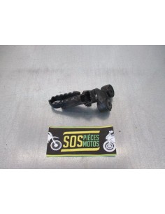 Repose pied conducteur avant gauche SUZUKI DR 800 1990  -  1997
