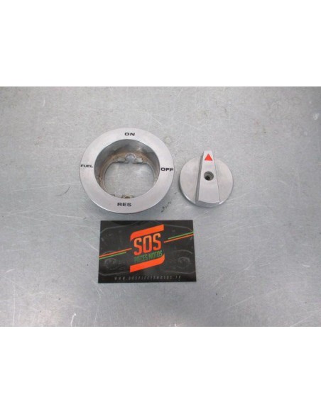 Enjoliveur de commande de robinet d'essence HONDA VF 1000 F2 1985 - 1987