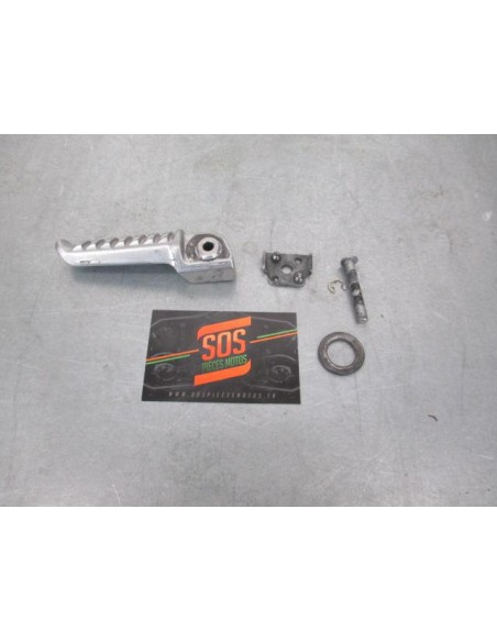 Repose pied passager KAWASAKI Z 750 2007  -  2013
