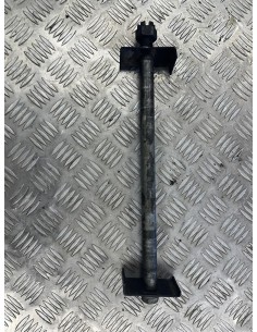 Axe de roue arrière KAWASAKI Z 750 2003  -  2006