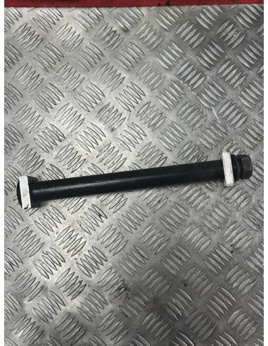 Axe de roue arrière YAMAHA R1 1998  -  2001