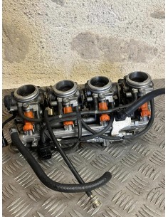 Rampe d'injection YAMAHA R1 2002  -  2003 2