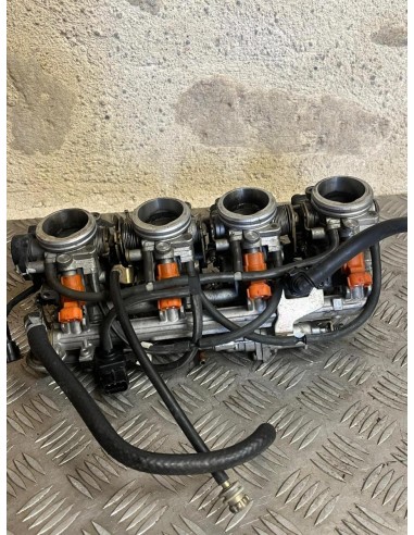 Rampe d'injection YAMAHA R1 2002  -  2003