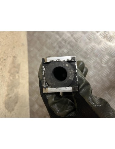 Axe de roue arrière KAWASAKI Z1000 2003 - 2006