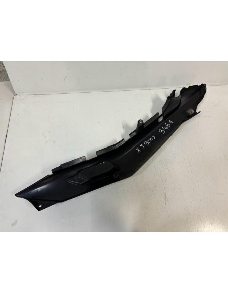 Coque arrière droite YAMAHA DIVERSION 900 1995 - 2003