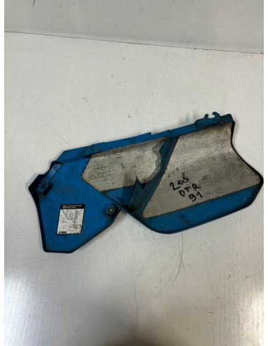 Cache latéral arrière droit YAMAHA DTR 200 1989 - 1991
