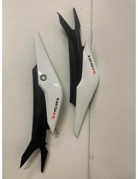 Coque arrière gauche et droite HONDA CBR 125 2011 - 2018