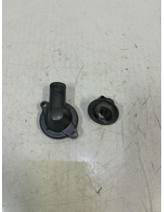 Carter pompe à eau avec thermostat YAMAHA MT03 2006 - 2014