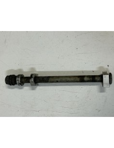 Axe de roue arrière TRIUMPH STREET TRIPLE 675 2013  -  2016