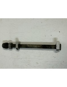 Axe de roue arrière TRIUMPH STREET TRIPLE 675 2013  -  2016 2