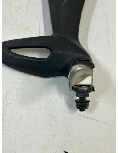 Platine repose pied passager arrière droite TRIUMPH STREET TRIPLE 675 2013 - 2016