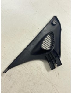 Flanc de carénage droit sous selle SUZUKI SV 650 1999  -  2002