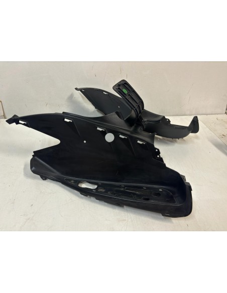 Plancher repose pied YAMAHA XMAX 125 2009  -  2013