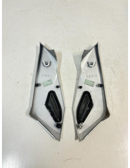 Carénages latéraux sous réservoir gauche et droit MV AGUSTA BRUTALE 1090 2010  -  2016