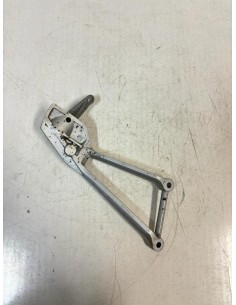 Platine repose pied passager arrière gauche MV AGUSTA BRUTALE 1090 2010 - 2016