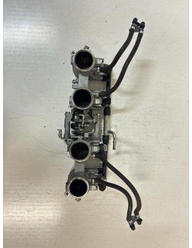 Rampe d'injection MV AGUSTA BRUTALE 1090 2010  -  2016