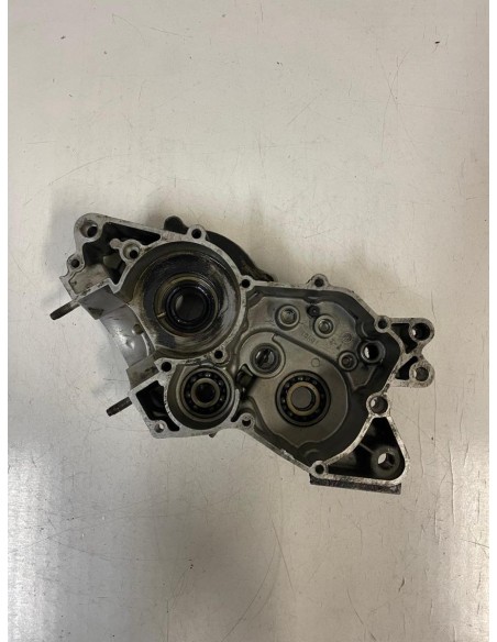 Carter moteur central gauche YAMAHA RDLC 125 1984  -  1991