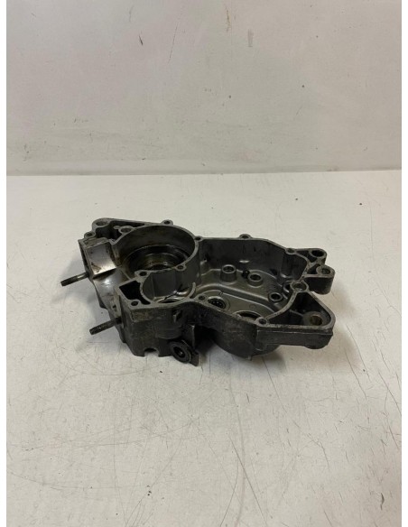 Carter moteur central gauche YAMAHA RDLC 125 1984  -  1991