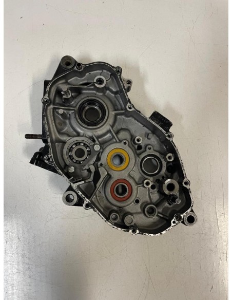 Carter moteur central droit HONDA CRM 125 1990  -  2000