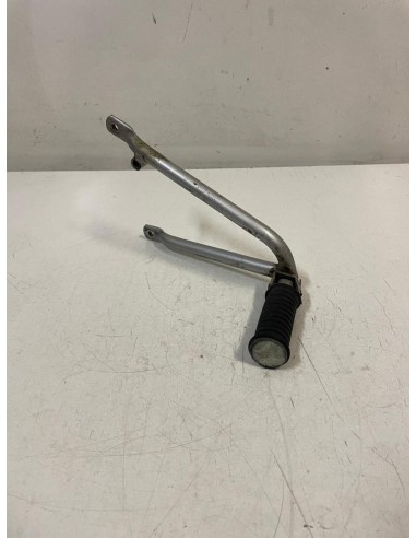 Platine repose pied passager arrière gauche SUZUKI RG GAMMA 125 1985 - 1991