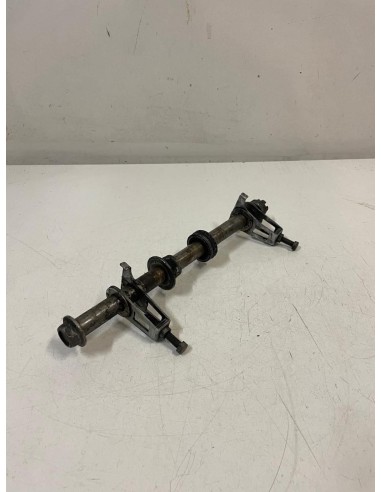 Axe de roue arrière KAWASAKI GPX 750 1987  -  1989