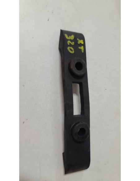 Silent bloc caoutchouc de réservoir YAMAHA XT TENERE 600 1986  -  1989
