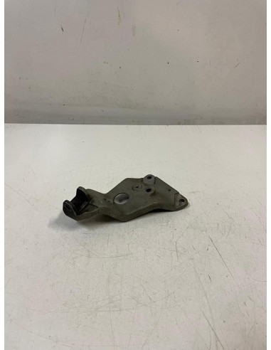 Platine repose pied passager arrière gauche SUZUKI GSXR 750 1990  -  1992