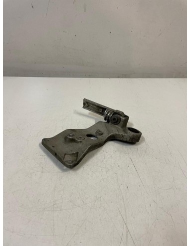 Platine repose pied passager arrière gauche SUZUKI GSXR 1100 1989 - 1992