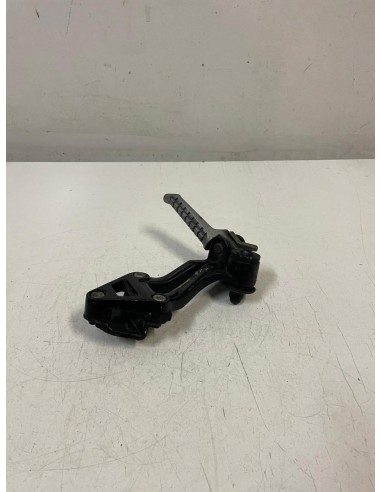 Platine repose pied passager arrière gauche KAWASAKI ZZR 1100 1990 - 1992