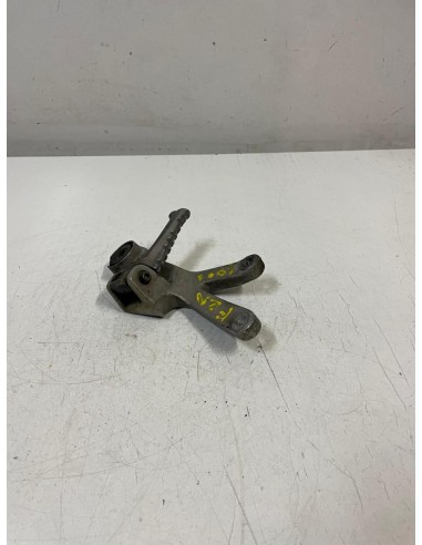 Platine repose pied passager arrière droite YAMAHA FZR 1000 1989 - 1993