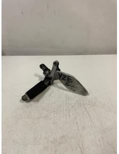 Platine avant gauche repose pied YAMAHA THUNDERCAT 600 1997 - 2002