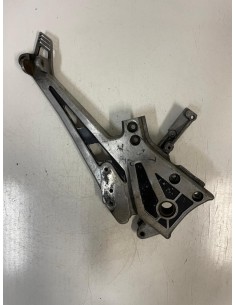 Platine droite repose pied KAWASAKI GPZ 900 1983 - 2003