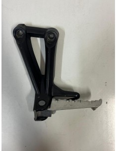 Platine repose pied passager arrière droite YAMAHA MT09 2013 - 2016