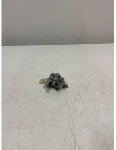 Robinet d’essence YAMAHA R6 1999  -  2002 2