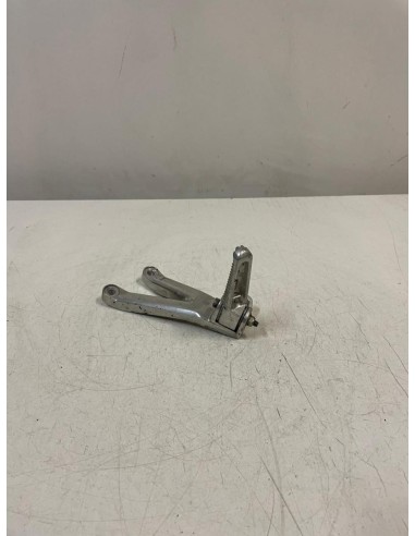 Platine repose pied passager arrière gauche YAMAHA R6 1999 - 2002