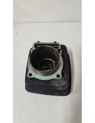 Cylindre avec piston HONDA XL 600 1983  -  1987