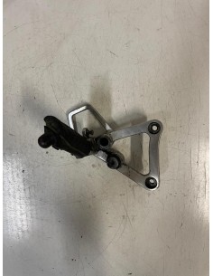 Platine avant droite repose pied conducteur HONDA NSR 125 1987 - 1988