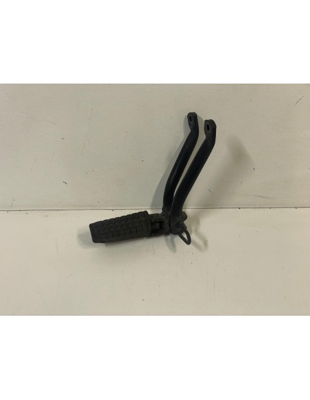 Platine repose pied passager arrière gauche HONDA CB 125 F 2009 - 2014