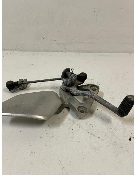 Platine gauche repose pied YAMAHA FAZER 600 1998 - 2003