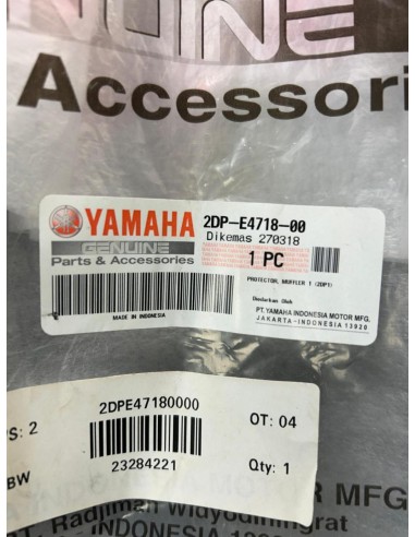 Cache protection d'échappement NEUF YAMAHA NMAX 125 2015  -  2020