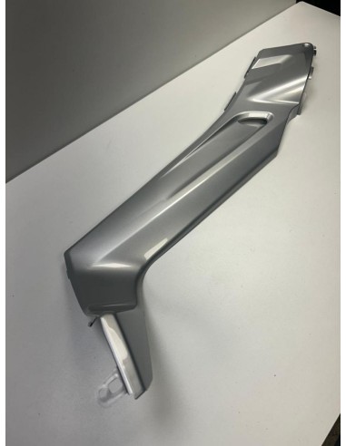 Carénage bas de caisse droit neuf YAMAHA XMAX 125 2006  -  2009