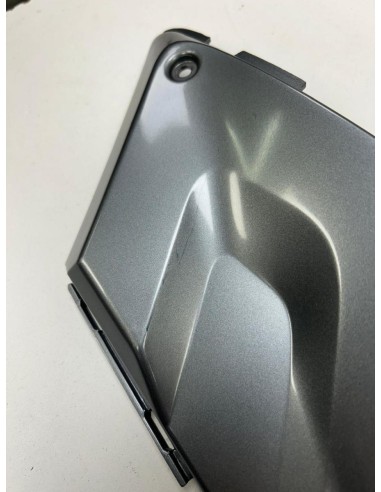 Cache carénage latéral droit YAMAHA XMAX 125 2006  -  2009