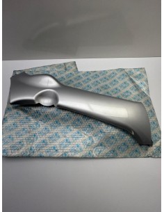 Flanc de carénage droit PIAGGIO X EVO 125 2007  -  2016
