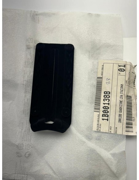 Trappe plastique de frein à main neuf PIAGGIO MP3 500 2014  -  2018