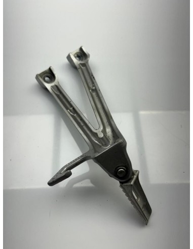 Platine repose pied passager arrière gauche SUZUKI GSXR 600 2006 - 2007