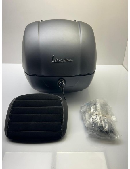 Top case NEUF PIAGGIO Vespa GTS 125 2017 - 2020