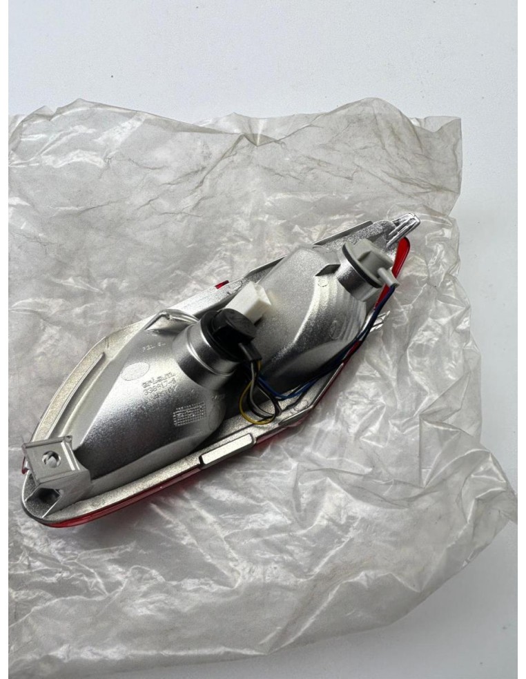 Phare arrière gauche NEUF PIAGGIO MP3 300 2007 - 2012