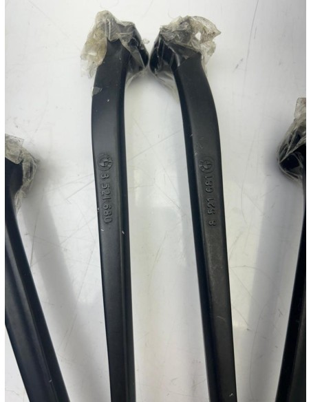 Platine repose pieds arrière gauche et droit origine BMW S1000RR 2010 - 2017