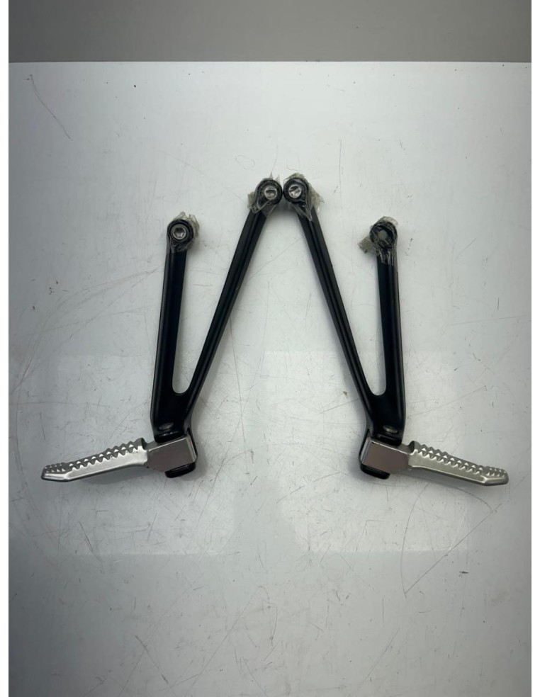 Platine repose pieds arrière gauche et droit origine BMW S1000RR 2010 - 2017