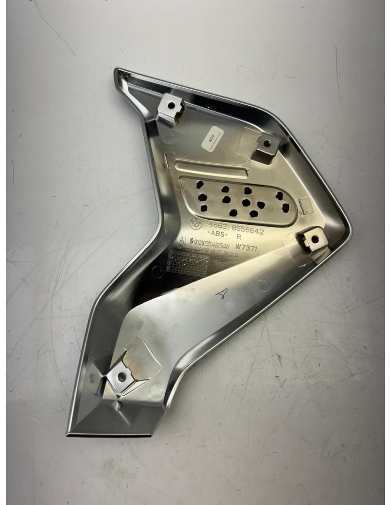 Cache radiateur côté droit BMW R 1200 GS 2015 - 2018